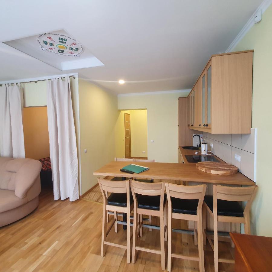 Hot Riga Ernestines Iela 7-7 Enjoy The Feel Of Home And History! מראה חיצוני תמונה